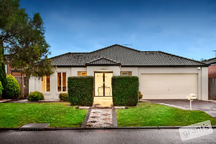 5 Champagne Grove, Narre Warren South VIC 3805