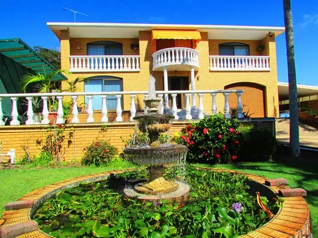 30 Riverside Drive
