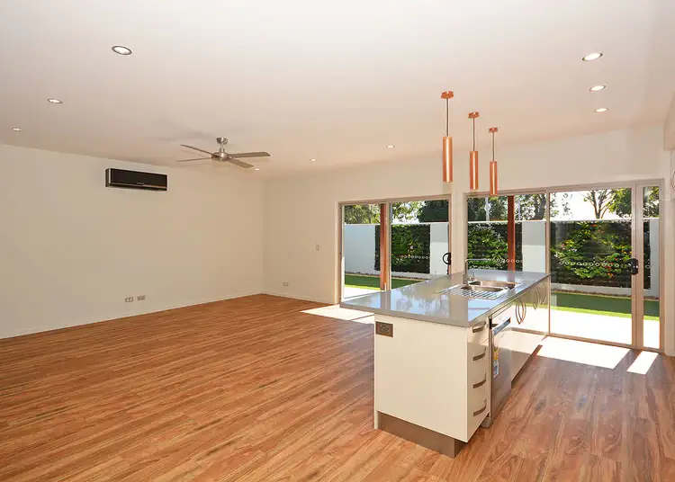 Seventh view of Homely unit listing, 14b Hockley Lane, Urangan QLD 4655