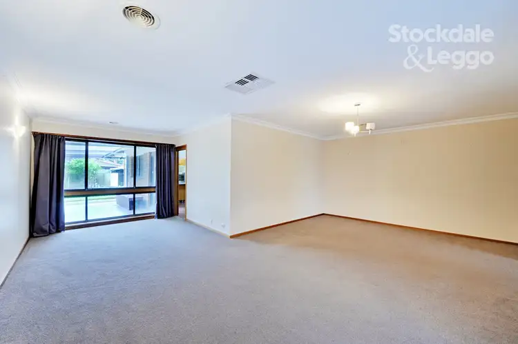 Seventh view of Homely house listing, 5 Cadell Court, Shepparton VIC 3630