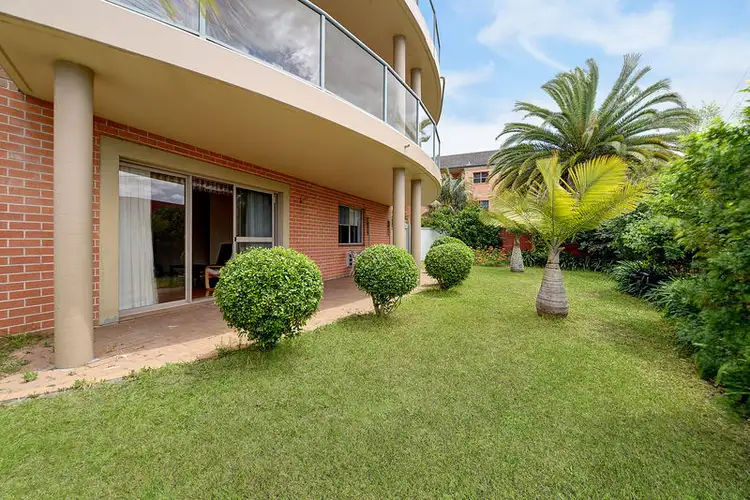 2/1-9 Yardley Ave, Waitara NSW 2077
