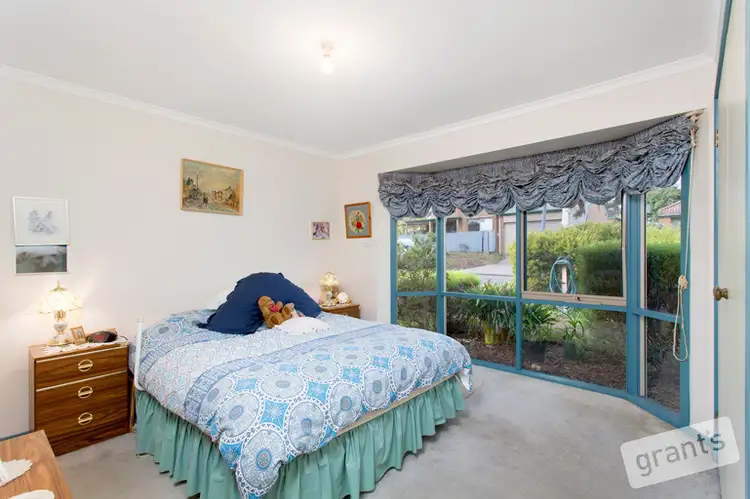 Fifth view of Homely house listing, 6 Oscar Court, Berwick VIC 3806