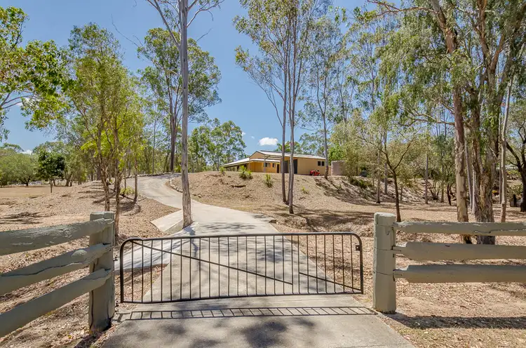 9 Flora Drive, Beecher QLD 4680