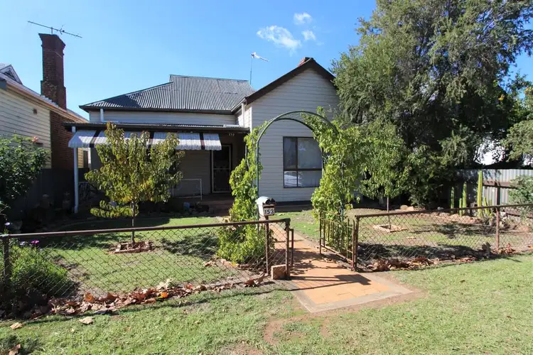 153 Crowley Street, Temora NSW 2666