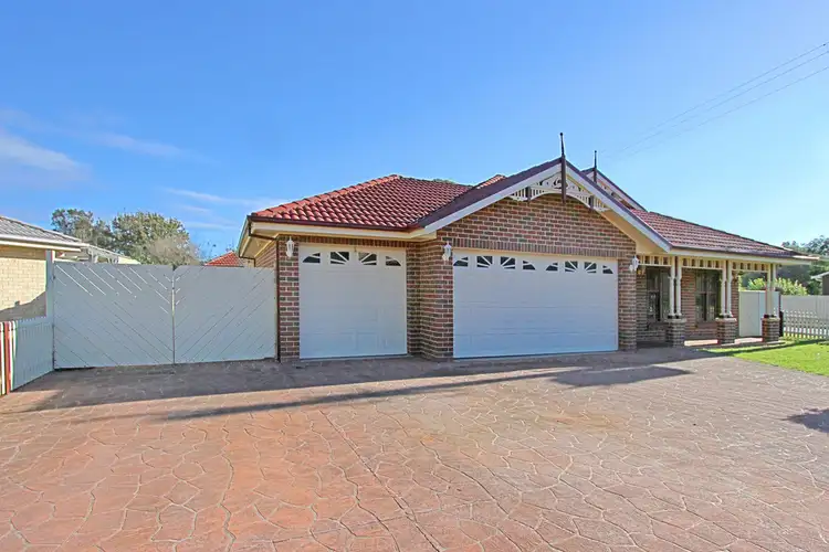 1 Lakewood Grove, Burrill Lake NSW 2539