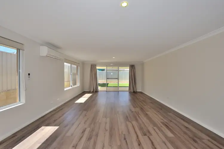 Sixth view of Homely house listing, 5 Tamala Court, Golden Bay WA 6174