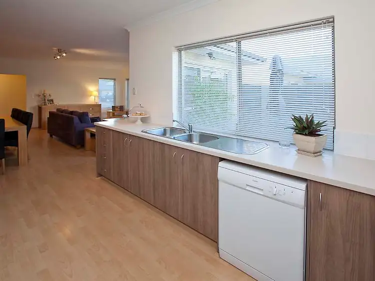 Seventh view of Homely villa listing, Unit 8 / 3 Mountain View, Kelmscott WA 6111