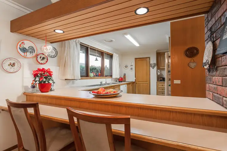 Sixth view of Homely house listing, 17 Roslyn Court, Dandenong North VIC 3175