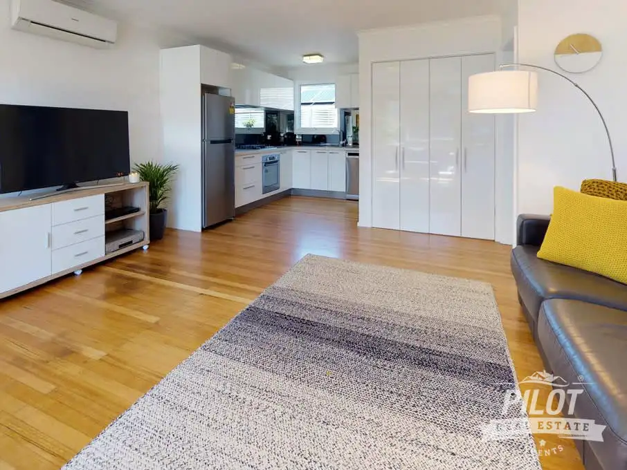 Main view of Homely unit listing, 7/18 Lucerne Avenue, Mornington VIC 3931