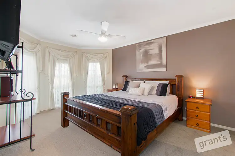 Seventh view of Homely house listing, 13 Kinsale View, Berwick VIC 3806