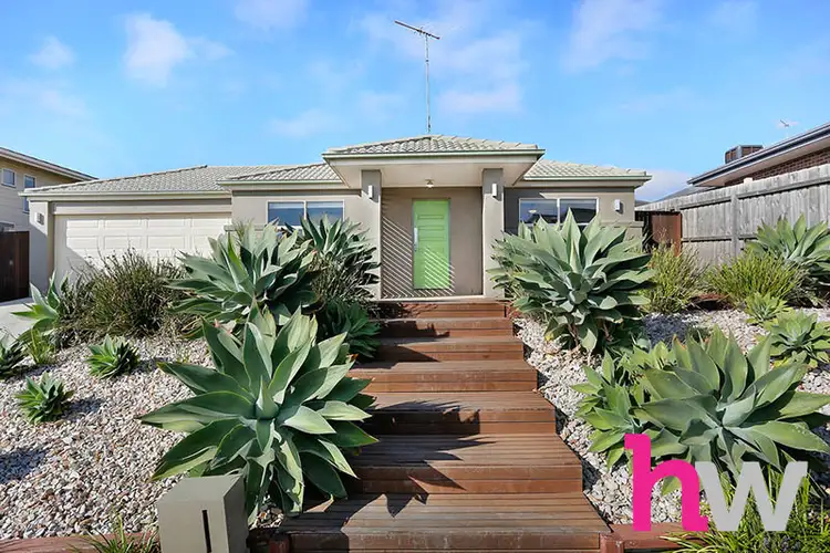 99 Province Boulevard, Highton VIC 3216