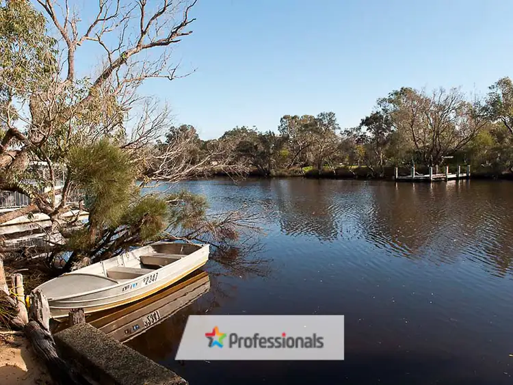 Fourth view of Homely house listing, 33 Lever Way, South Yunderup WA 6208