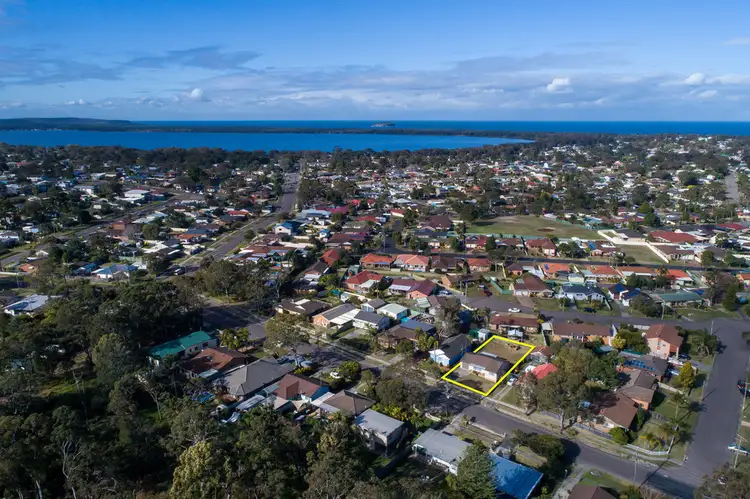 Second view of Homely house listing, 7 Walu Avenue, Budgewoi NSW 2262