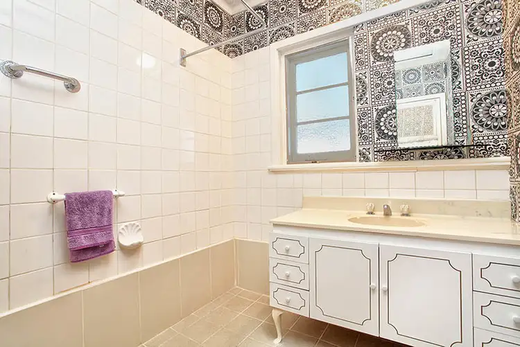 Seventh view of Homely house listing, 20 Upton Street, St James WA 6102