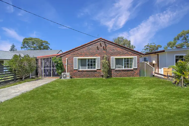 10 Sea Street, Umina Beach NSW 2257