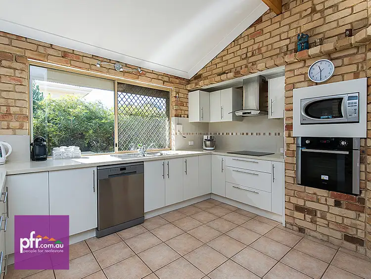 Second view of Homely house listing, 6 Eider Place, Wilson WA 6107