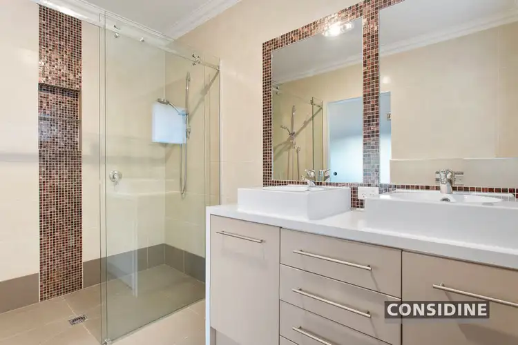 Sixth view of Homely house listing, 5 Douglas Court, Strathmore Heights VIC 3041