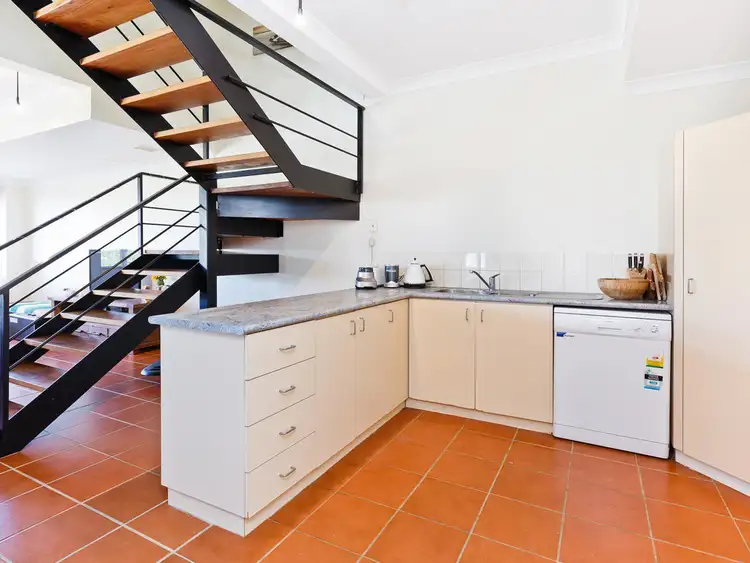 Sixth view of Homely apartment listing, 2/1 Clive Street, West Perth WA 6005