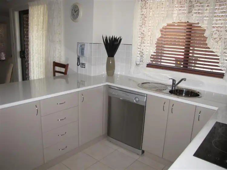 Fifth view of Homely unit listing, 2/65 Broughton Street, Tumut NSW 2720