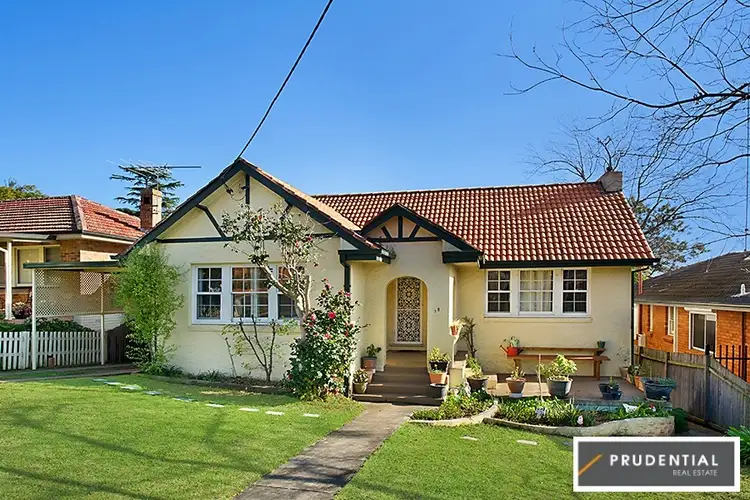 18 Lillian Street, Campbelltown NSW 2560