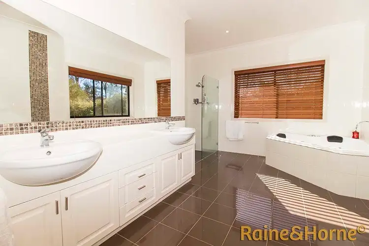 Fourth view of Homely house listing, 10 Chondelle Court, Dubbo NSW 2830