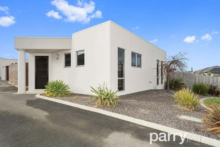 Unit 1-4 Caprice, Newnham TAS 7248