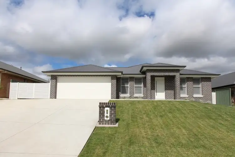8 McLean Street, Windradyne NSW 2795