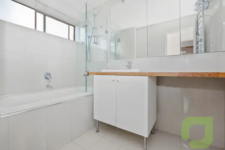 Sixth view of Homely apartment listing, 3/117 Manningham Street, Parkville VIC 3052