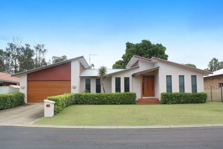 4 Tom Thumb Place, Yamba NSW 2464