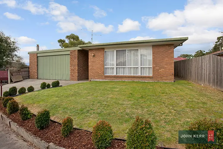7 Phelps Court, Newborough VIC 3825
