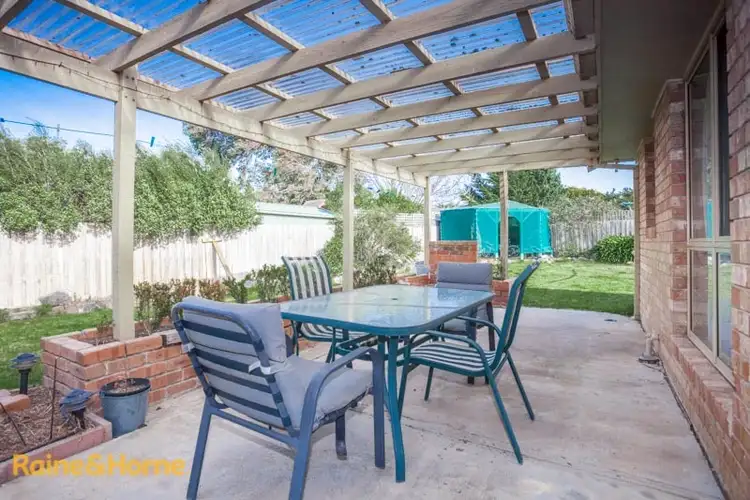 Seventh view of Homely house listing, 8 Kingsley Drive, Sunbury VIC 3429