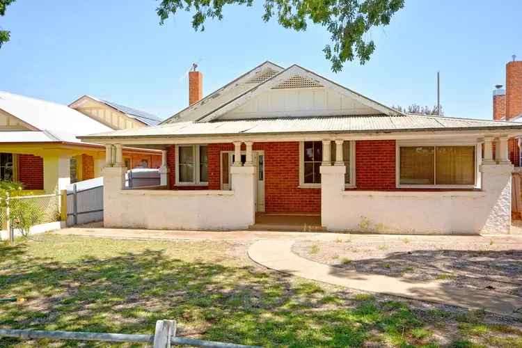 9 Ash Street, Leeton NSW 2705