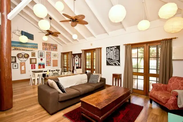 22A Wakayama Crescent