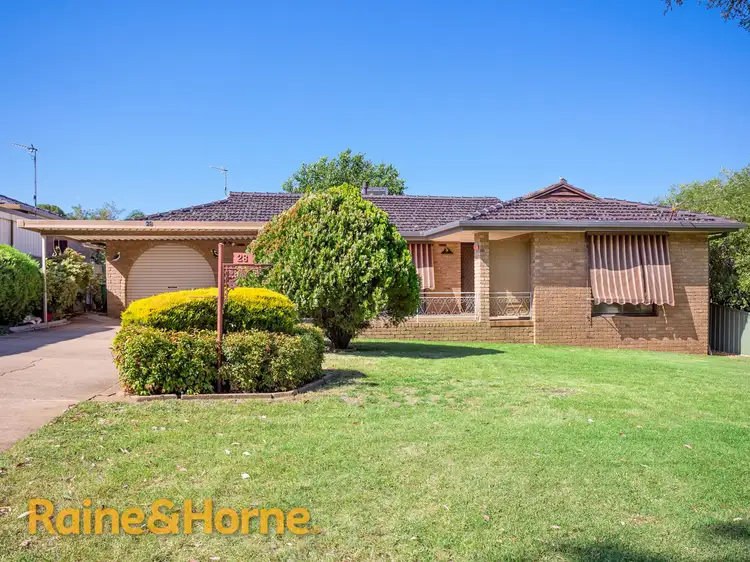28 Cobb Street, Tolland NSW 2650