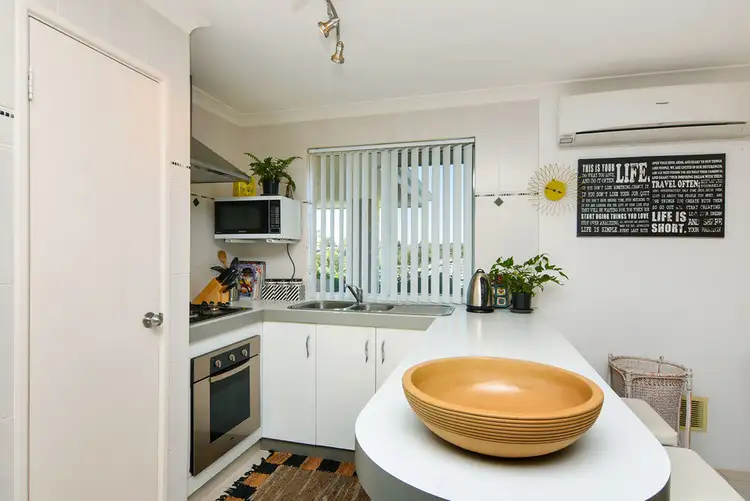 Fifth view of Homely house listing, 4 Blue Manna Place, Australind WA 6233