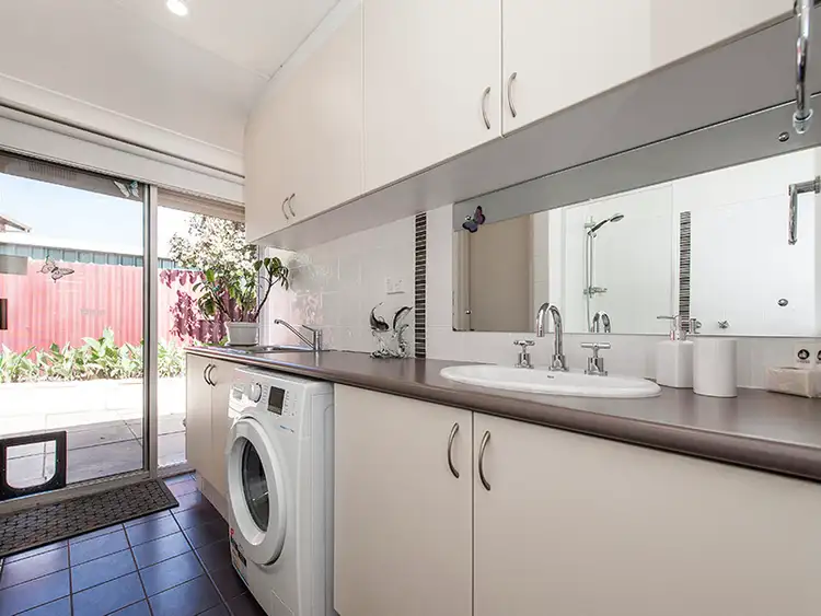 Seventh view of Homely house listing, 3 Lilac Gardens, Edgewater WA 6027