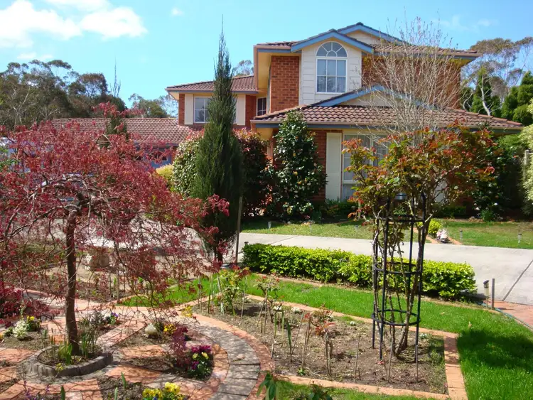 11 Galston Cresent, Leura NSW 2780
