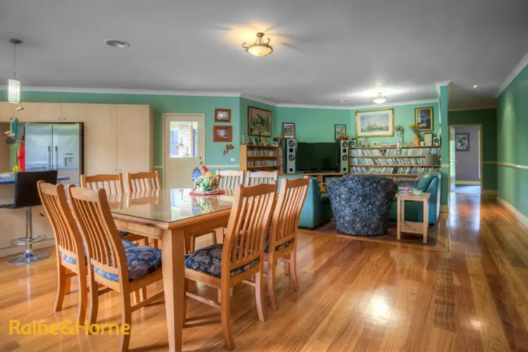 Fifth view of Homely house listing, 20 Berrydale Road, Sunbury VIC 3429
