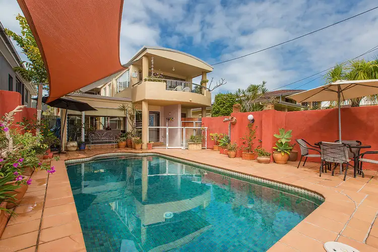 35 Thurecht Parade, Scarborough QLD 4020