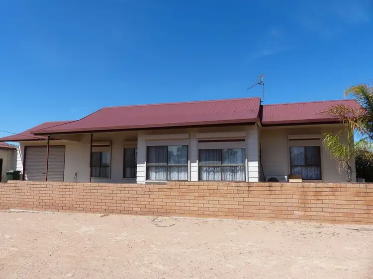 15 Bergmann Drive, Ceduna SA 5690
