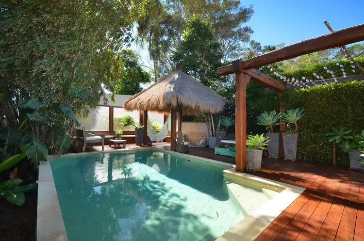 29 Glenelg Avenue, Mermaid Beach QLD 4218