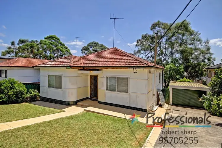 37 Mavis Avenue, Peakhurst NSW 2210
