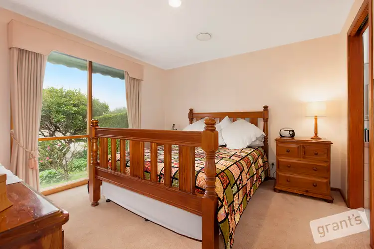 Seventh view of Homely house listing, 21 Tilba Court, Berwick VIC 3806