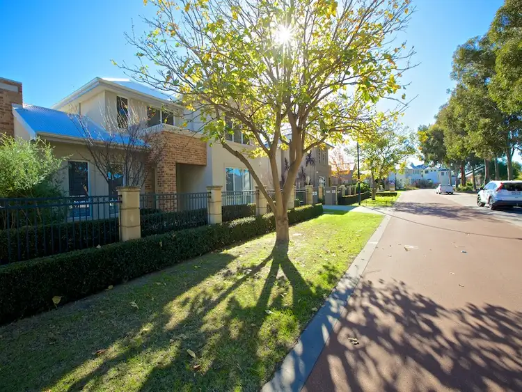19 Harman Place, Ellenbrook WA 6069