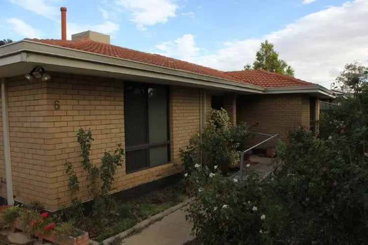 6 Jackson Way, Merredin WA 6415
