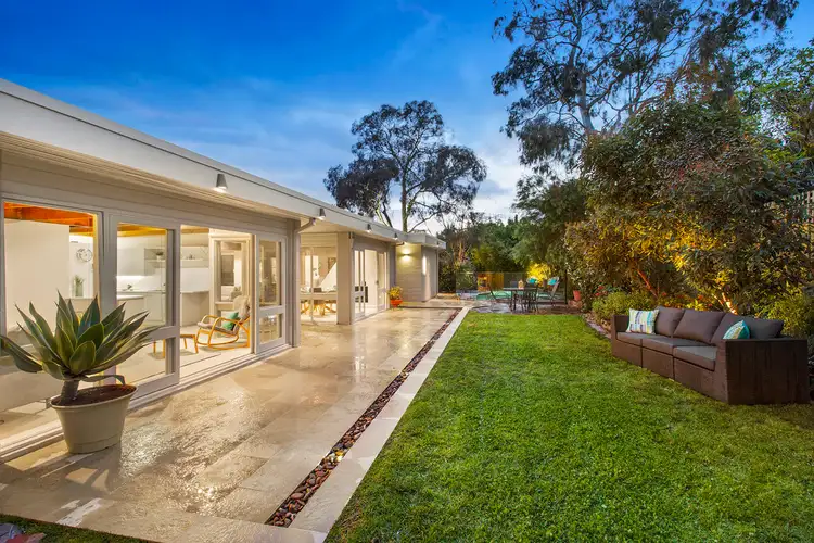 2 Winton Street, Kew VIC 3101
