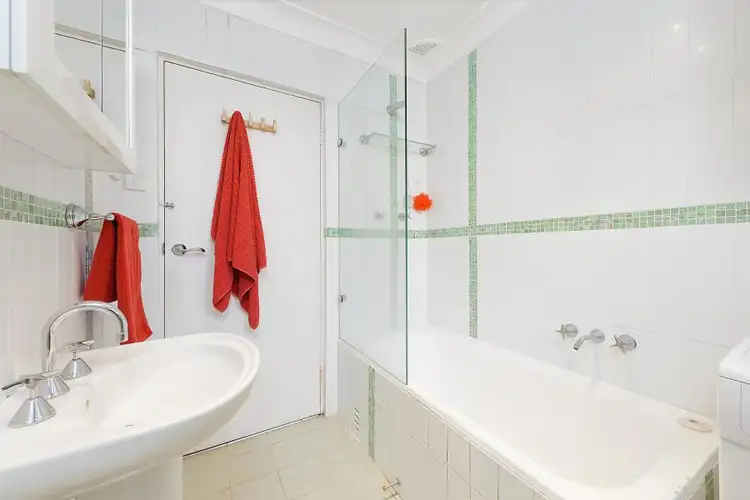 Fourth view of Homely apartment listing, 12/11-15 Gilbert Street, Dover Heights NSW 2030