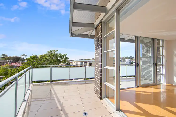 301/14 Francis Street, Dee Why NSW 2099