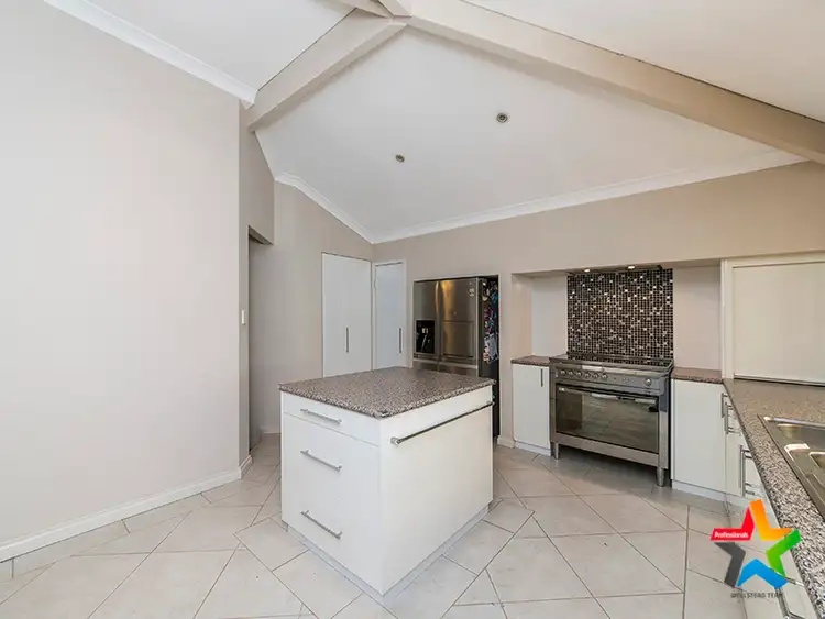 Fifth view of Homely house listing, 70 Palmer Crescent, High Wycombe WA 6057