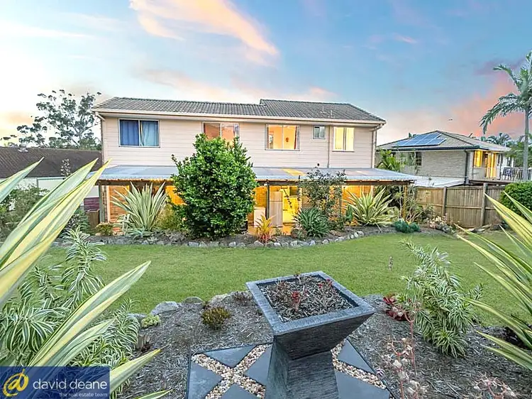 11 Fontenay Ct, Petrie QLD 4502